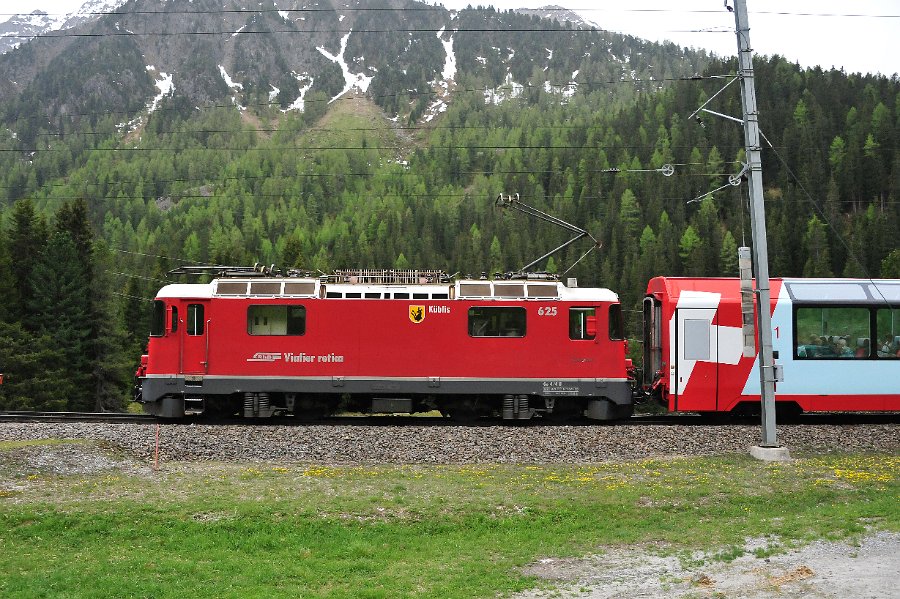 RhB Glacier Express, Allegra Triebwagen und andere (12)